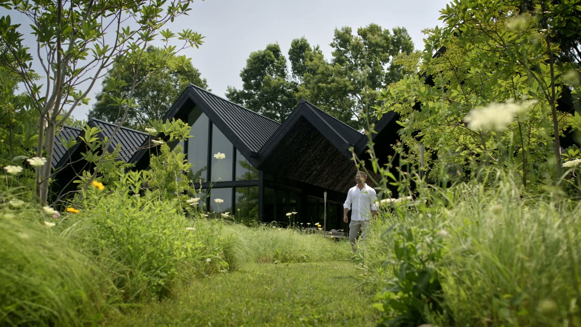East Hampton House — project still 9