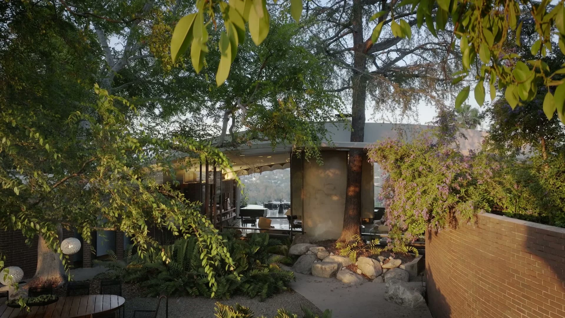 Silvertop House — project still 9