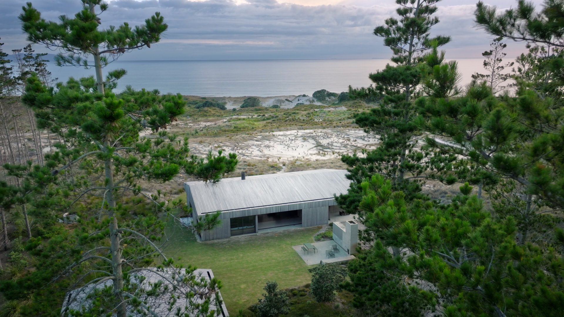 Te Arai Beach House — still 23
